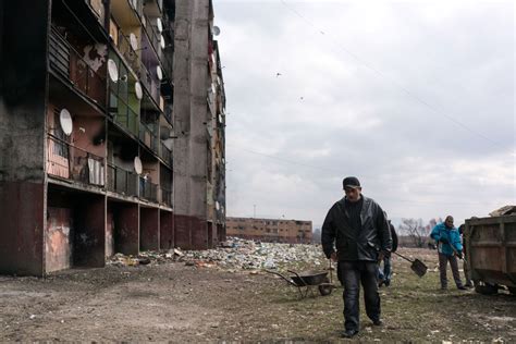 Slovakias Roma Living On The Margins Roma Al Jazeera