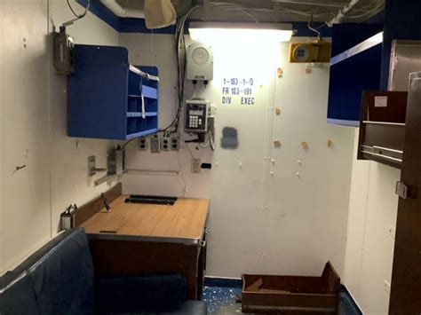 [album] Photo Tour Of Ticonderoga Class Cruiser Uss Hue City Cg 66 Ship Quarters Galley