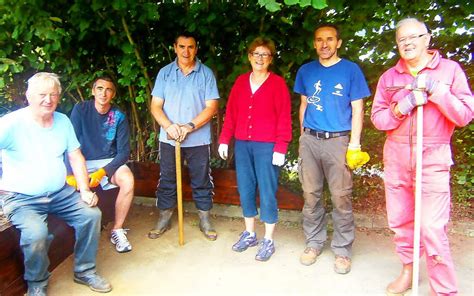 Quartiers De La Poterie Un Lifting Pour Le Jeu De Boules Le T L Gramme