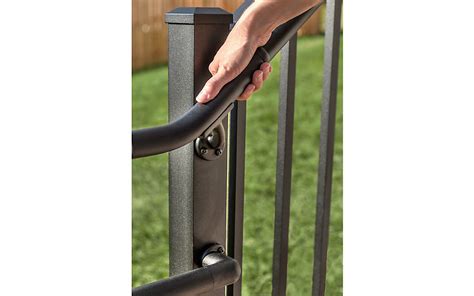 ADA Handrail Systems for Decks | Trex