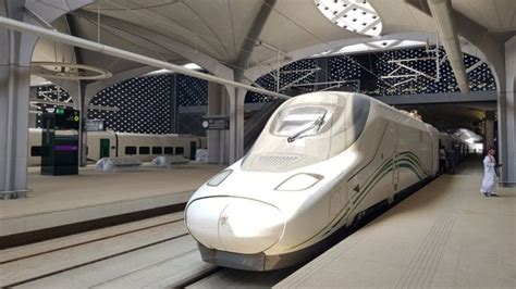 Saudi king inaugurates Mecca-Medina high speed train line