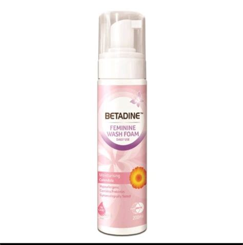 Betadine Feminine Wash Foam Moisturizing Calendula 200ml Lazada Ph