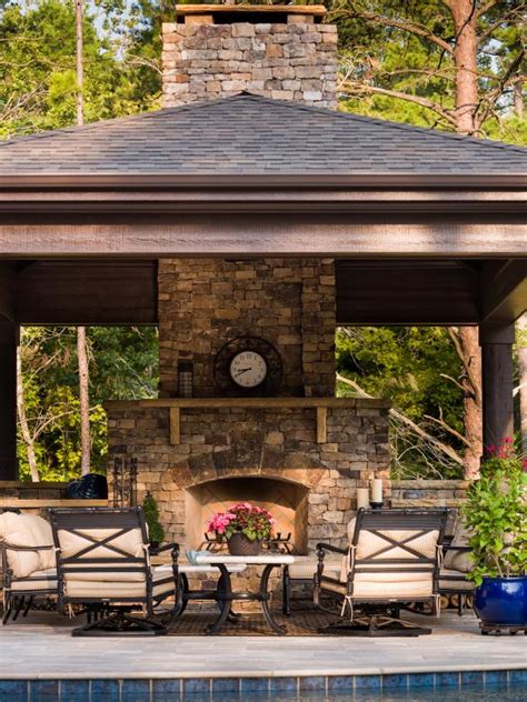 Outdoor Fireplaces Photo Gallery – Fireplace Guide by Linda