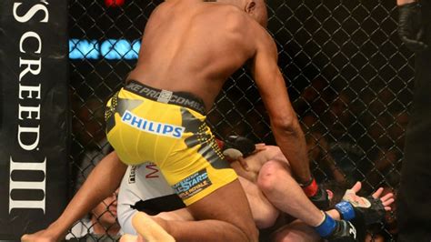 Video Anderson Silva Pounds Out Chael Sonnen In Ufc 148 Rematch