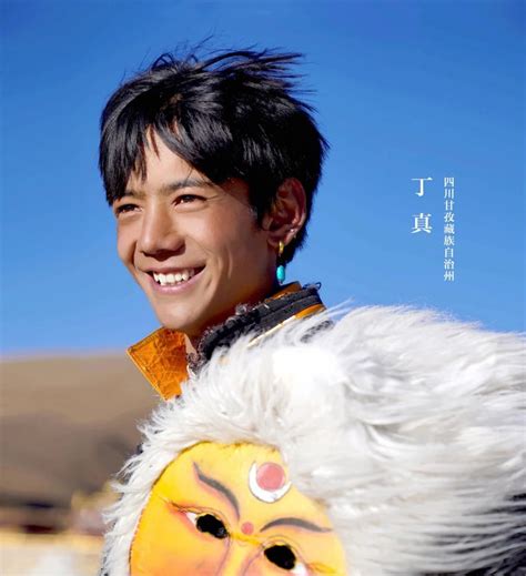 Hot boy chăn bò Đinh Chân gần năm từ ngày bất ngờ nổi tiếng toàn châu Á Có còn giữ nhan sắc