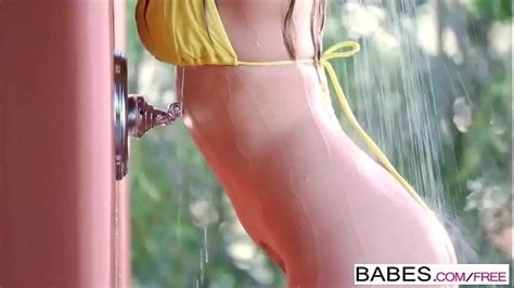 Horny Hotties In The Wide Open Rhodes Featuring Jessa Rhodes Clip LetMeJerk