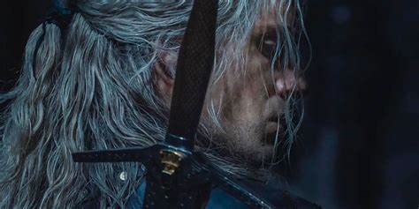 Comic Book Resources On Twitter The Witcher Star Henry Cavill Teases