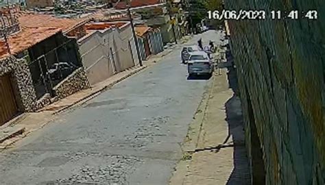 Dupla é presa após perseguição policial por tentar matar homem no