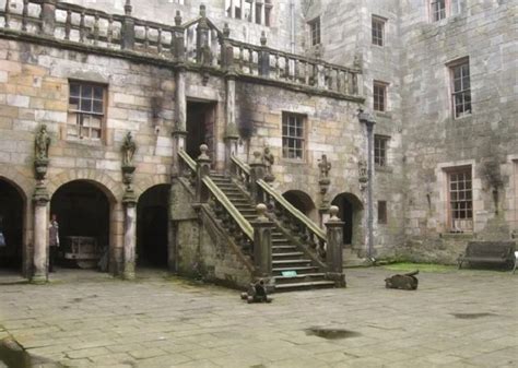 The dark history of Chillingham castle – Afrinik