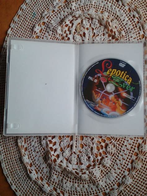 DVD CRTANI FILM - LEPOTICA I ZVER - Kupindo.com (44589069)