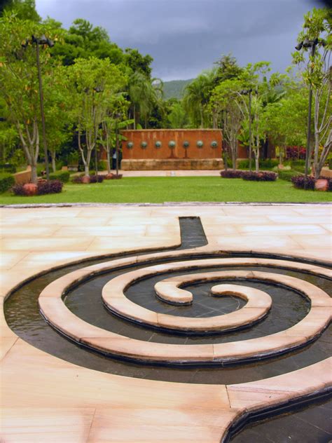 Spiral Water Feature Spiral Water Feature Overlooking Gard Flickr