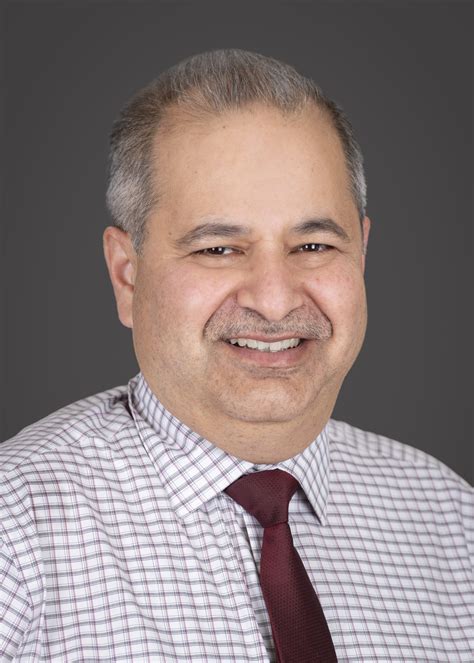 Vimal Aga, MD (Contributing author, Peer-reviewer) - Simple and