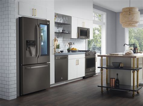LG Debuts Expanded Nate Berkus-Inspired LG STUDIO 2017 Appliance Portfolio