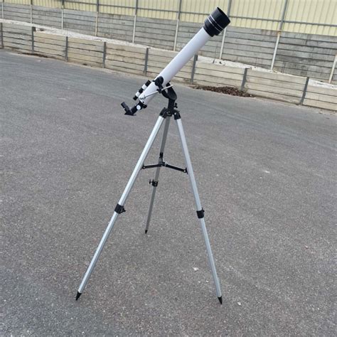 F70060 Astronomical telescope(s)