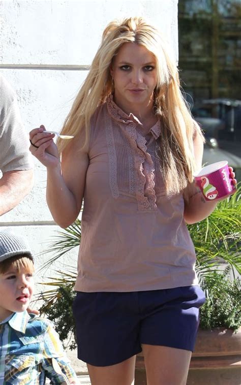 Britney & Sean Preston out in Calabasas - Britney Spears Photo ...