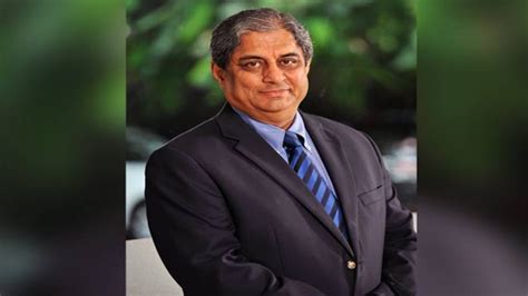 Aditya Puri Sells Hdfc Bank Shares Worth Rs 843 Crore Businesstoday