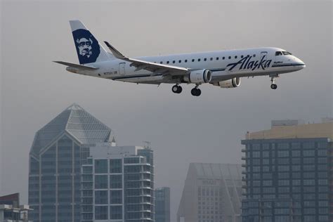 Alaska Airlines Embraer E175 Regional Jet Operated By Sky Flickr