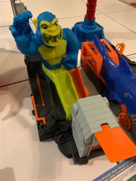 Hot Wheels Sets Drachen Gorilla Dino Hai Gebraucht In Horgen F R Chf Mit Lieferung Auf