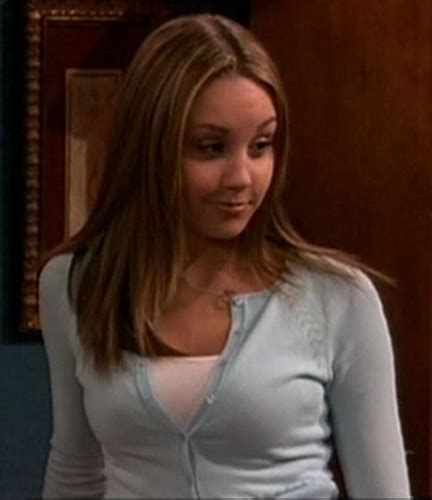 A Complete Timeline Of Amanda Bynes Hair Stylecaster