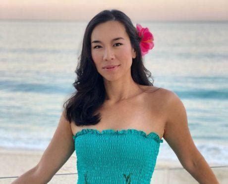 8 Hot Sexy Regina Ting Chen Bikini Pics