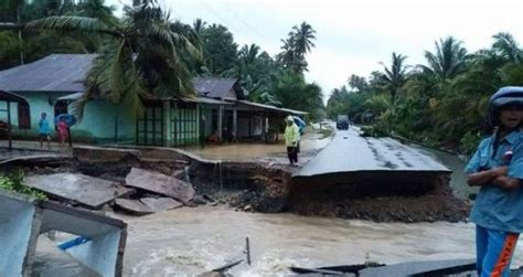 10 Orang Tewas Akibat Banjir Dan Longsor Di Mandailing Natal Sumut