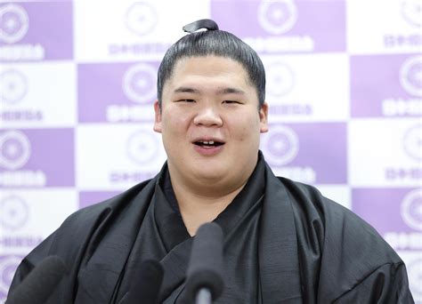 照ノ富士vs宇良、奇跡の復活劇の2人が激突！朝乃山は一山本と 初場所初日幕内取組決まる 大相撲写真ニュース 日刊スポーツ