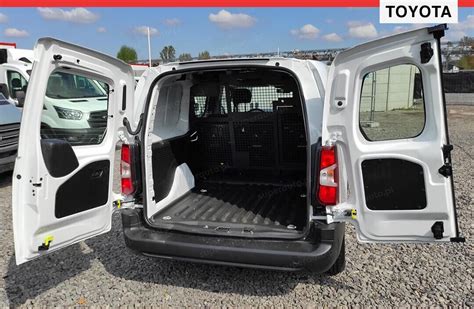 Toyota Proace City L H Zabudowa Brygadowa Km Opinie I Ceny Na