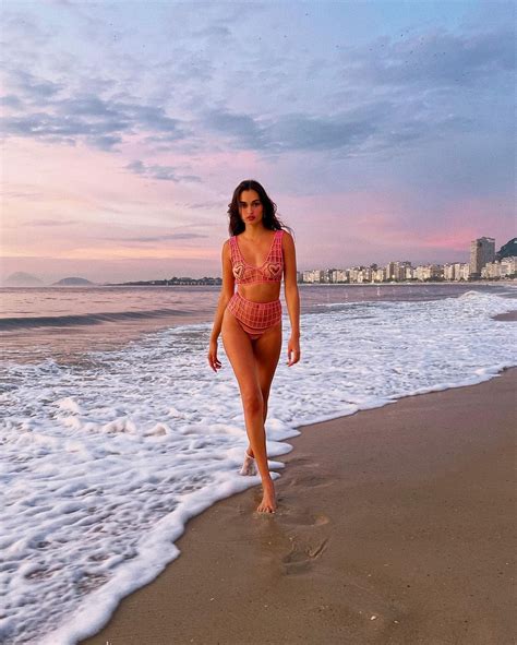 Gizele Oliveira Sexy Christmas In A Bikini 3 Photos The Fappening