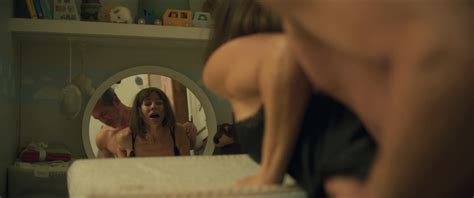 Nude video celebs Belén Rueda sexy Free Falling Caída libre