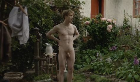 Nude actor video ThisVid 中文