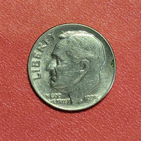 1975 Roosevelt Dime Are D S No Mint Mark Worth Money