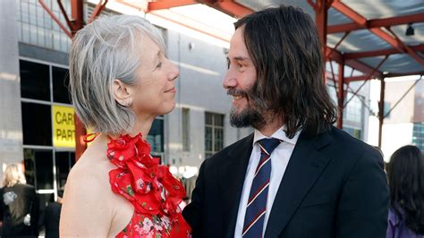 La Historia De Amor De Keanu Reeves Y Alexandra Grant Uppers