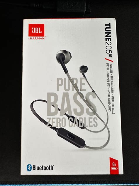 JBL 205BT Black, Audio, Earphones on Carousell