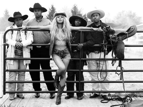 Beyonce Hace Historia en la Cima de Hot Country Songs TOTALÍSIMO Events Show Marketing