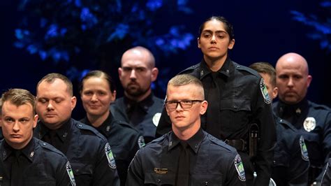 Photos Knoxville Police Department Swears In 23 New Officers