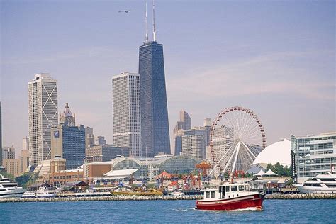 amazoncom chicago skyline wallpaper wall mural  adhesive