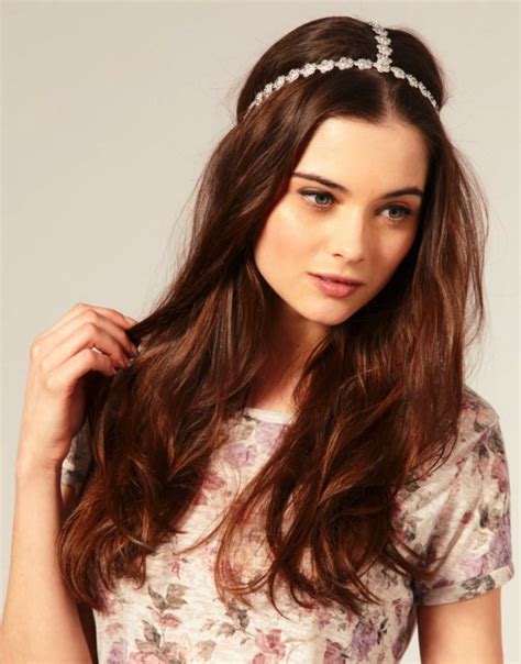 20 Chic Hairstyles With Headbands For Young Women Pretty Designs