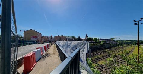 Métropole de Lyon Chantier du T10 à Saint Fons les travaux de nuit