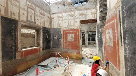 Pompei Insula Dei Casti Amanti Boom Di Visite Al Cantiere Aperto Al