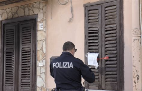 Palermo Tragedia A Sferracavallo Donna Muore Nel Rogo Della Sua