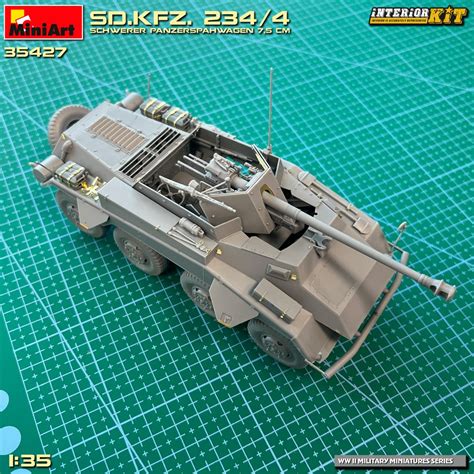 35427 Sd Kfz 234 4 SCHWERER PANZERSPÄHWAGEN 7 5 cm INTERIOR KIT Miniart