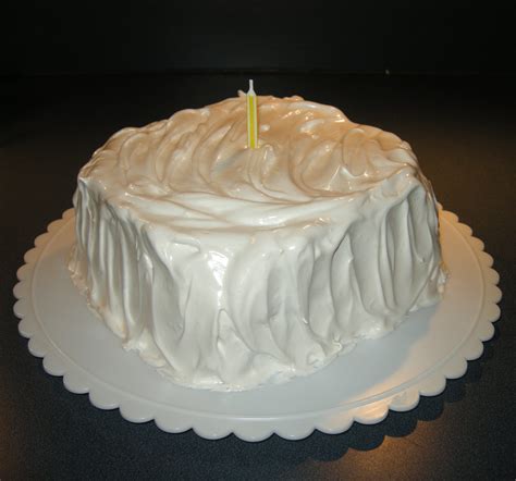 birthday cake with Italian meringue frosting | Cake, Sweets, Meringue ...