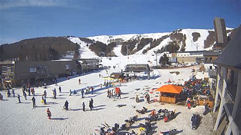 Station De Ski De La Webcam Super Besse En Direct Station De Ski Super