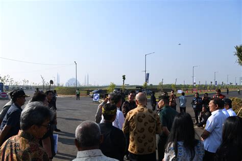 Simpang Gedebage Akses Ke Masjid Al Jabbar Diresmikan