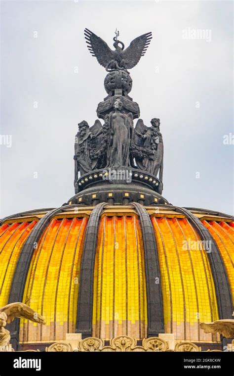 Cúpula Del Palacio De Bellas Artes Una Obra Maestra Arquitectónica En