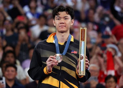 7 Fun facts about Malaysian Bronze Olympic winner Lee Zii Jia