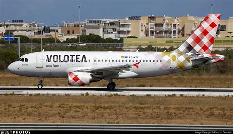 EC MTC Airbus A319 111 Volotea Fabrizio Gandolfo JetPhotos