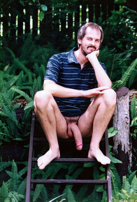 In The Garden Nudes Ladybonersgw NUDE PICS ORG