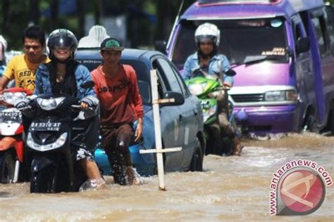 Rumah Warga Agam Terendam Banjir Antara News