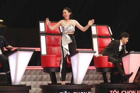 Hot boy Campuchia trai đẹp đến từ Thụy Sĩ khiến HLV The Voice và khán giả bấn loạn